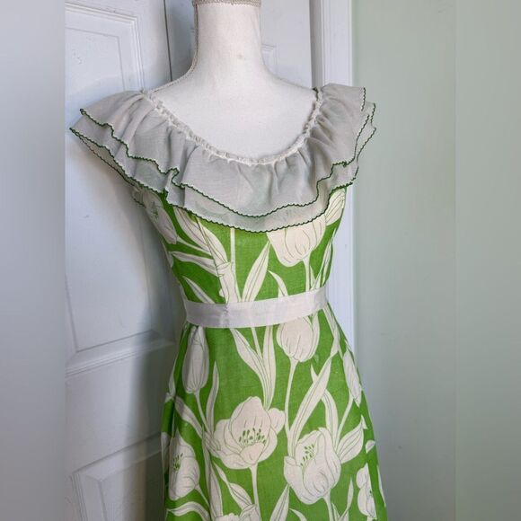 Vintage 1970s Floral Maxi Dress Ruffle Collar Off Shoulder Dress - Picture 12 of 15